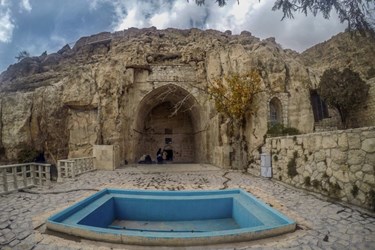آرامگاه خواجه عمادالدین محمود کرمانی