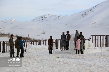 مهرجان «المدينة الثلجية» في كوهرنغ الايرانية