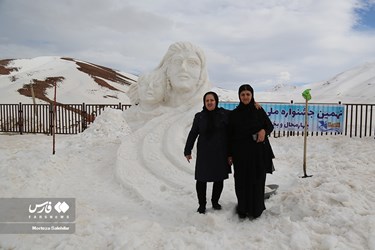 مهرجان «المدينة الثلجية» في كوهرنغ الايرانية
