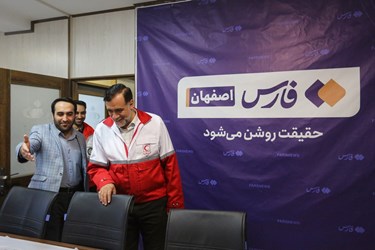 حضور مدیرعامل جمعیت هلال احمر استان اصفهان در خبرگزاری فارس 
