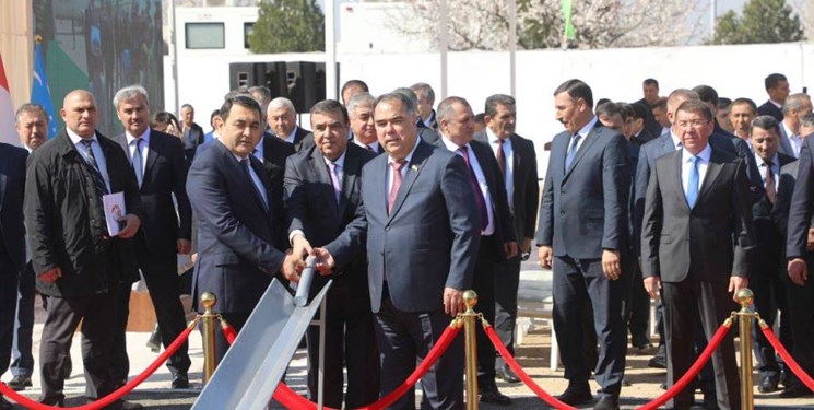 مرکز تجاری و لجستیک در مرز تاجیکستان و ازبکستان ساخته می‌شود