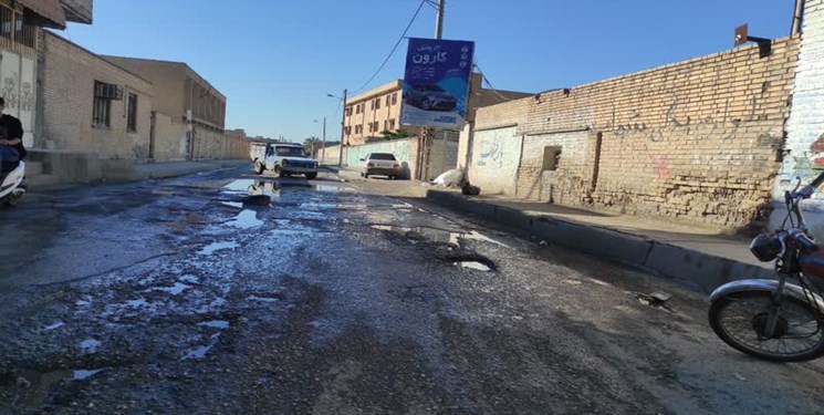 انتقاد دادگستری خوزستان از شهرداری اهواز؛ خرابی آسفالت معابر فوری ترمیم شود