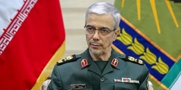 اللواء باقري: قواتنا المسلحة أكثر استعدادا من أي وقت مضى لوأد تحركات العدو اليائسة