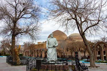 گردشگران نوروزی دراماکن تاریخی و گردشگری تبریز(  مسجد کبود )