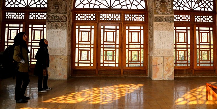 کاخ سلیمانیه کرج تا پایان مهر ماه بسته است