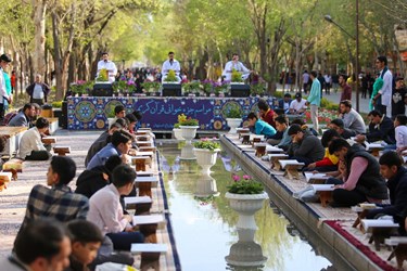 جزءخوانی قرآن کریم در گذر فرهنگی چهارباغ