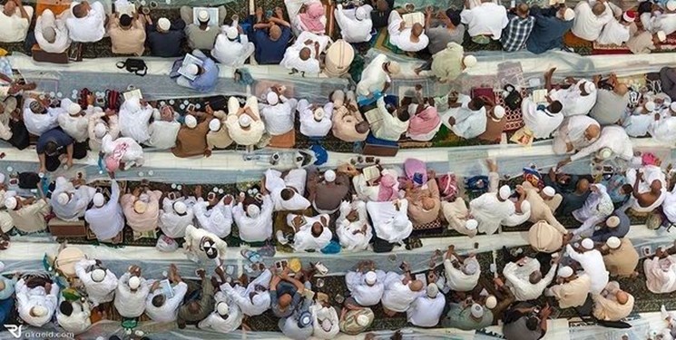 سفره‌های افطار در مسجدالنبی(ص) و مسجدالحرام+عکس و فیلم