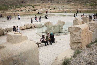 بازدیدمسافران نوروزی از تخت جمشید