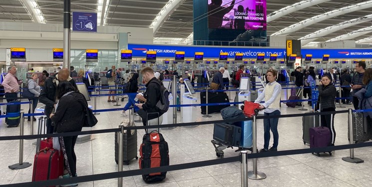 Heathrow security staff call off 31-day strike after accepting last minute  pay deal