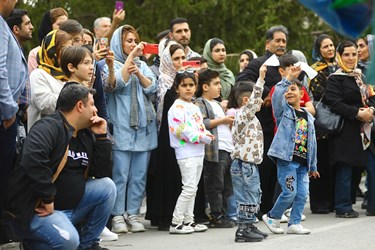 مسافران نوروزی در کاخ سعدآباد