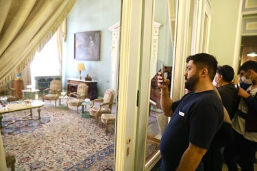 مسافران نوروزی در کاخ سعدآباد