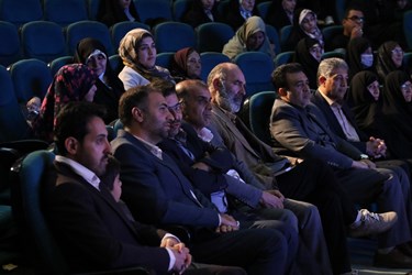 آیین آغاز هفته هنر انقلاب اسلامی در فارس