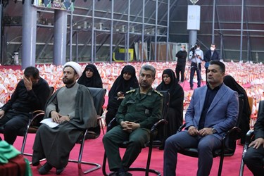  آیین  توزیع ۲۵۰۰ بسته رمضانیه در شمال غرب شیراز