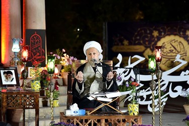 مراسم احیای شب ۲۱ماه مبارک رمضان در حافظیه شیراز