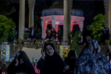 مراسم احیای شب ۲۱ماه مبارک رمضان در حافظیه شیراز