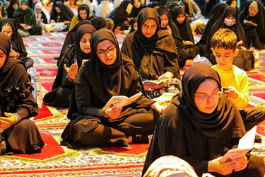 احیاء شب بیست و سوم ماه مبارک رمضان در مصلی ساری