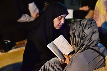 سومین شب قدر در باغ موزه خرمشهر