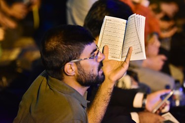 سومین شب قدر در باغ موزه خرمشهر