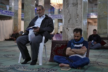 مراسم احیای شب قدر در  گلزار شهدای شیراز 