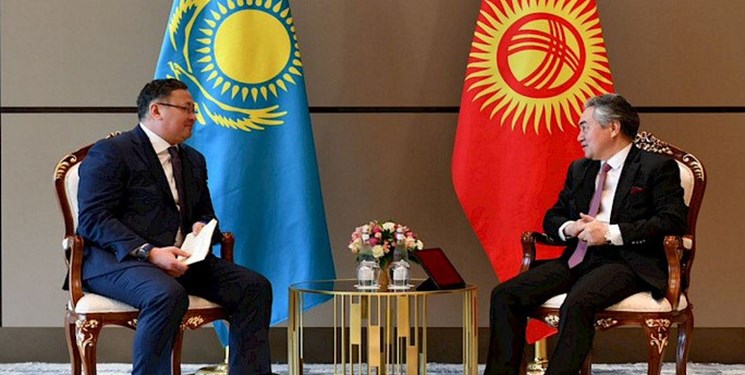 دیدار  وزرای امور خارجه قرقیزستان و قزاقستان