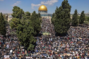 اقامه نماز جماعت در مسجدالاقصی