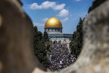 اقامه نماز جماعت در مسجدالاقصی