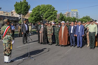 مراسم رژه خودرویی روز «ارتش» در شیراز