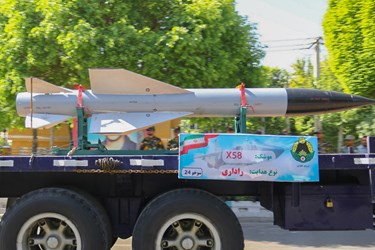 مراسم رژه خودرویی روز «ارتش» در شیراز