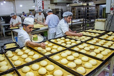 پخت نان رمضان تبریزی