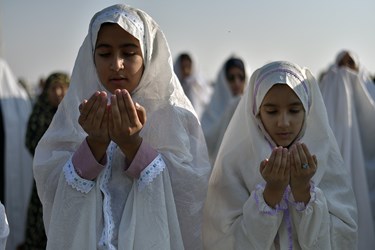 برگزاری نماز عید فطر در زرین دشت 