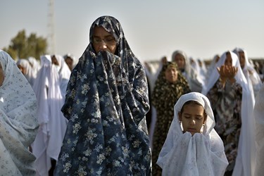 برگزاری نماز عید فطر در زرین دشت 