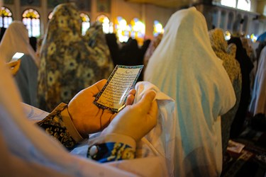 اقامه نماز عید فطر در مصلی ساری