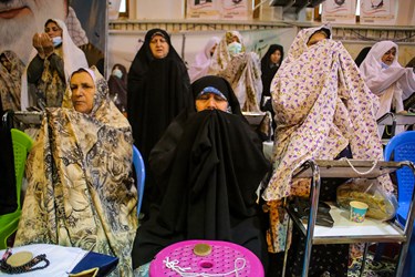 اقامه نماز عید فطر در مصلی ساری