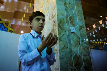 اقامه نماز عید فطر در مصلی ساری