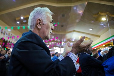 اقامه نماز عید فطر در مصلی ساری