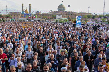 نماز «عید سعید فطر» در حرم خضرت عبدالعظیم(ع)