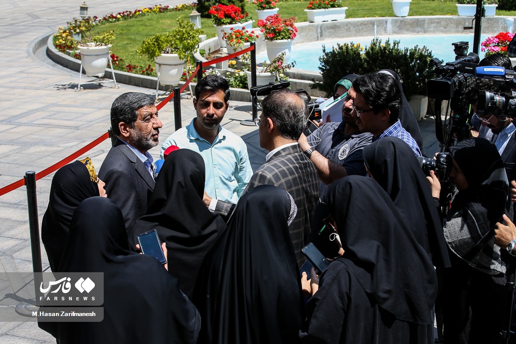 سید عزت الله ضرغامی وزیر میراث فرهنگی در حاشیه جلسه امروز هیات دولت 