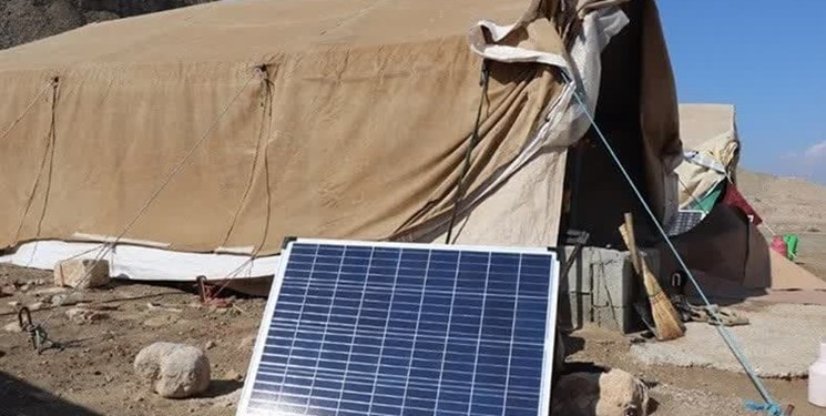 220 هزار پنل خورشیدی تا 2 سال آینده بین عشایر کشور توزیع می‌شود