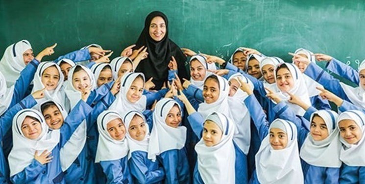 خبر خوش و هدیه رئیس‌جمهور برای فرهنگیان در آستانه روز معلم