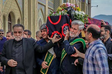 تشییع و خاکسپاری مادر شهیدان ایزدی در شیراز 