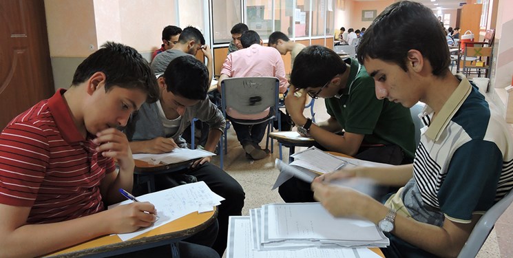 مرحله نیمه نهایی لیگ علمی پایا در مدارس قزوین برگزار می شود