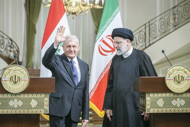 سید ابراهیم رئیسی رئیس جمهور ایران و عبداللطیف رشید رئیس‌جمهور عراق