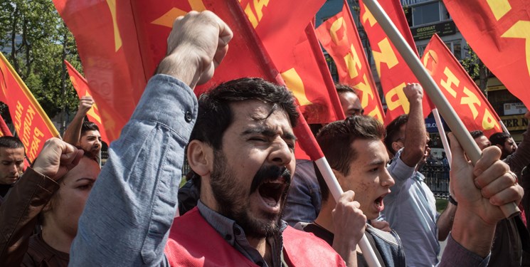تظاهرات گسترده در ایتالیا و هلند به مناسبت روز کارگر