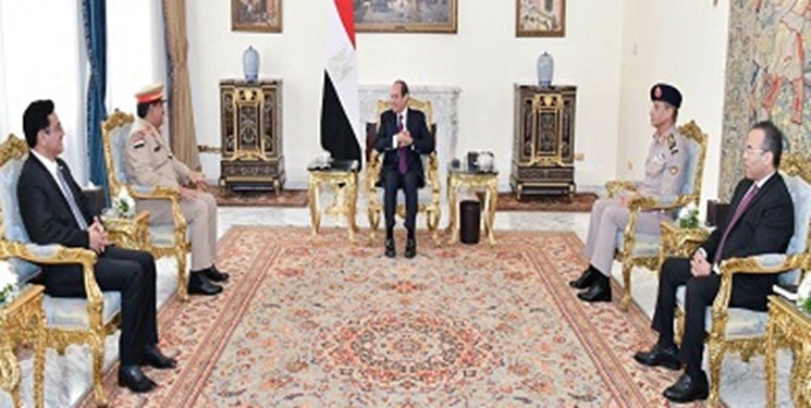 تأکید السیسی بر حمایت قاهره از راه‌حل سیاسی در یمن
