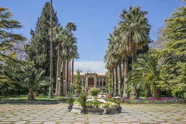 نیمه بهار، روز شیراز