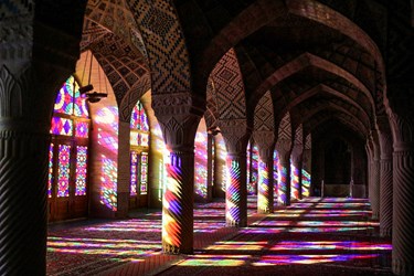 نیمه بهار، روز شیراز