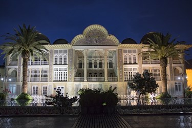 نیمه بهار، روز شیراز