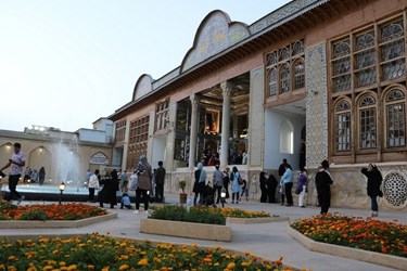 نیمه بهار، روز شیراز
