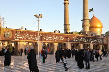برافراشتن پرچم سیاه بر فراز حرم سیدالکریم