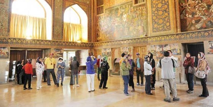 تعداد گردشگران چینی در اصفهان بیشتر می‌شود
